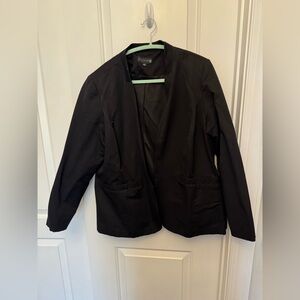 Ryan Wythe Women's Black Blazer | 1X
